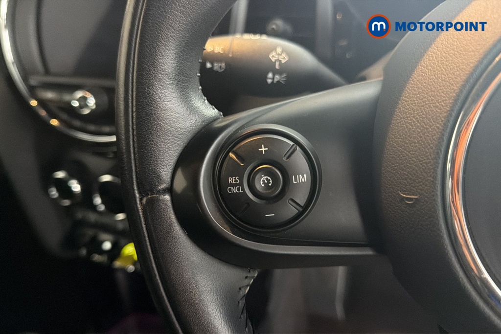 Mini Hatchback Cooper S Level 2 Automatic Electric Hatchback - Stock Number (1688527) - 4th supplementary image