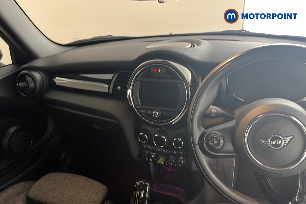 Mini Hatchback Cooper S Level 2 Automatic Electric Hatchback - Stock Number (1688527) - 1st supplementary image