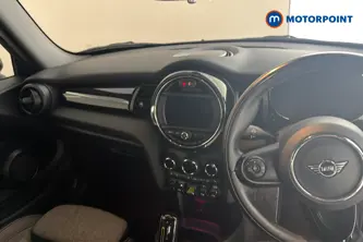 Mini Hatchback Cooper S Level 2 Automatic Electric Hatchback - Stock Number (1688527) - 1st supplementary image