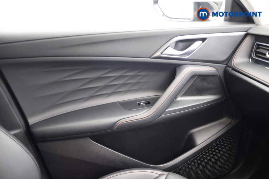 Mg Motor Uk HS Trophy Automatic Petrol-Electric Hybrid SUV - Stock Number (1688804) - 17th supplementary image