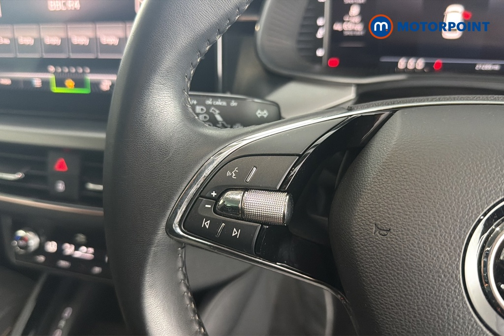 Skoda Scala Se L Manual Petrol Hatchback - Stock Number (1688955) - 4th supplementary image