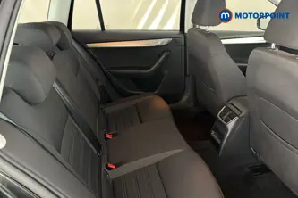 Skoda Octavia Se Technology Manual Petrol Estate - Stock Number (1689037) - 25th supplementary image