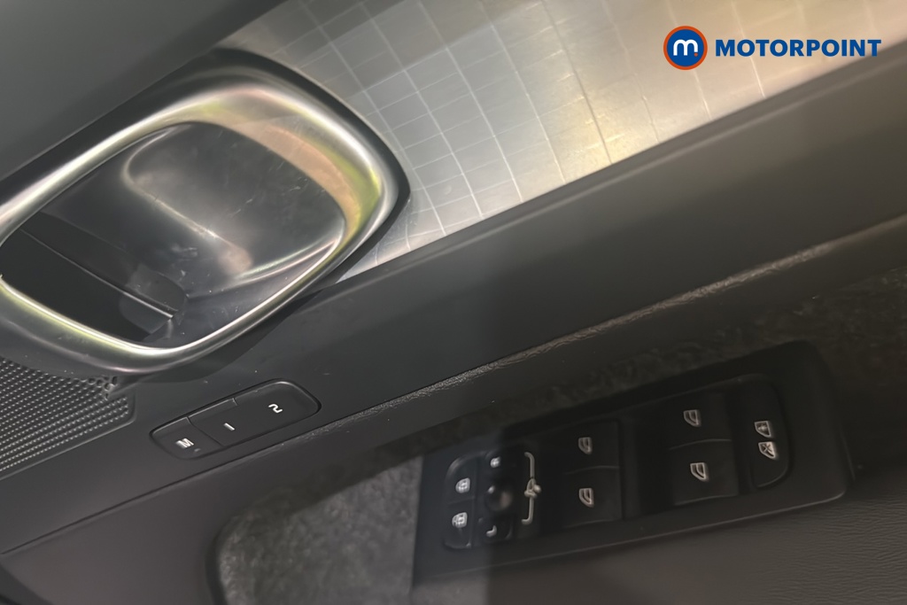 Volvo Xc40 Plus Black Edition Automatic Petrol SUV - Stock Number (1689238) - 19th supplementary image