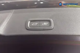Volvo Xc40 Plus Black Edition Automatic Petrol SUV - Stock Number (1689238) - 35th supplementary image