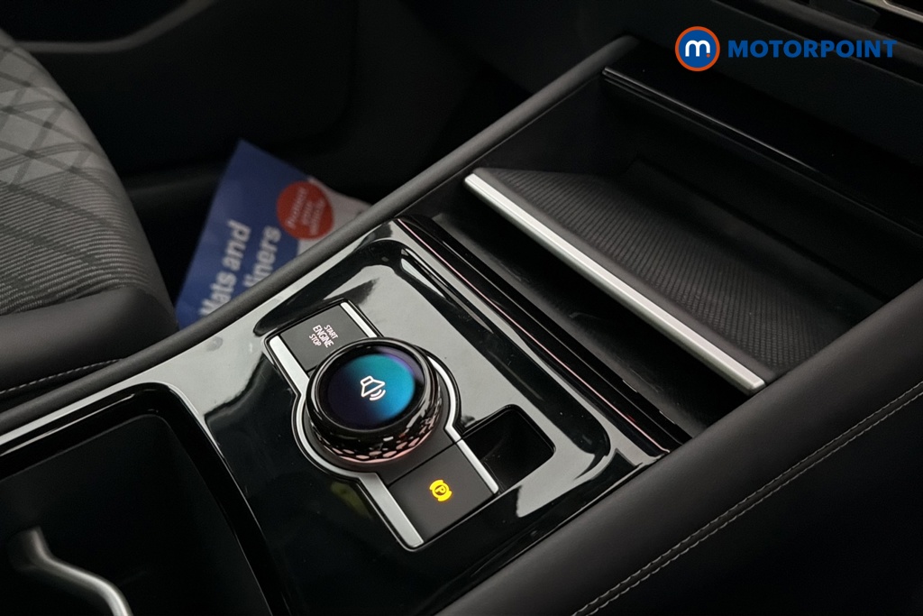 Volkswagen Tiguan R-Line Automatic Petrol SUV - Stock Number (1689325) - 15th supplementary image
