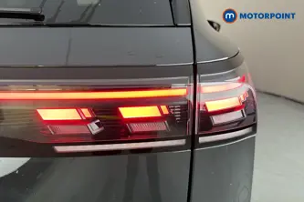 Volkswagen Tiguan R-Line Automatic Petrol SUV - Stock Number (1689325) - 36th supplementary image