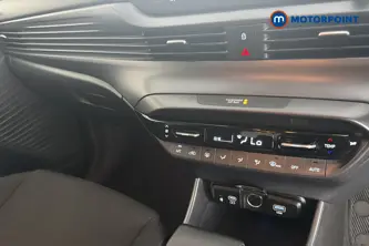 Hyundai I20 Tech Line Automatic Petrol Hatchback - Stock Number (1689370) - 12th supplementary image