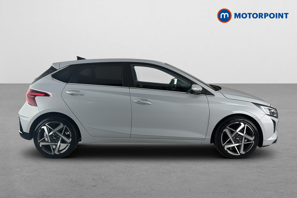 Hyundai I20 Tech Line Automatic Petrol Hatchback - Stock Number (1689370) - Passenger side