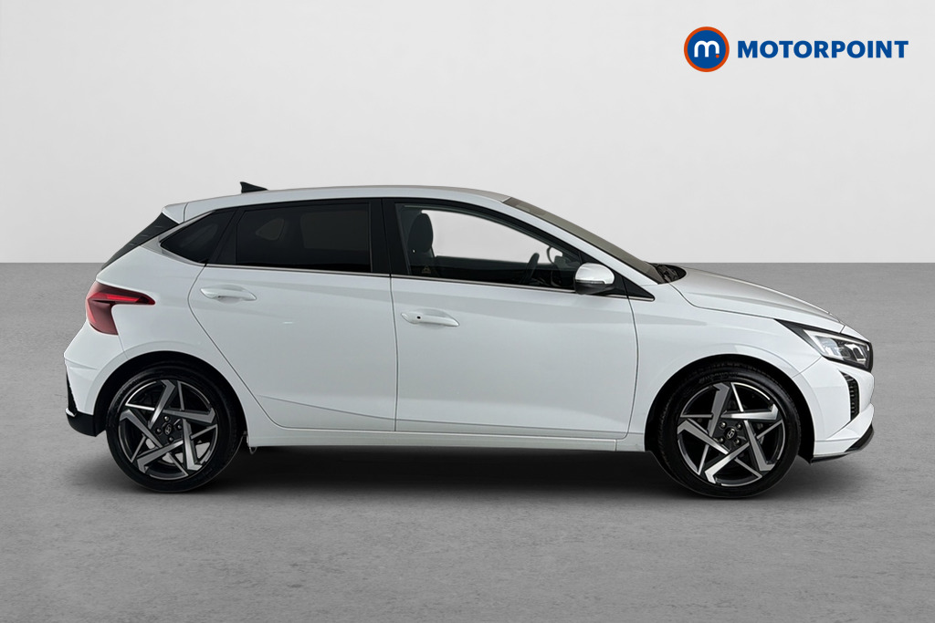 Hyundai I20 Tech Line Automatic Petrol Hatchback - Stock Number (1689372) - Passenger side