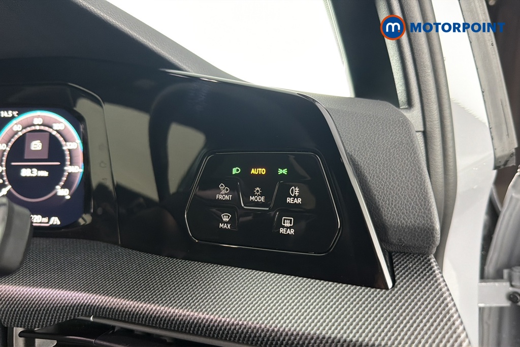 Volkswagen Golf Black Edition Manual Petrol Hatchback - Stock Number (1689563) - 11th supplementary image