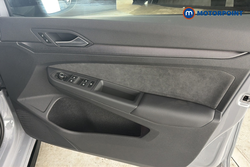 Volkswagen Golf Black Edition Manual Petrol Hatchback - Stock Number (1689563) - 18th supplementary image