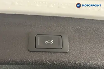 Audi Q3 Black Edition Automatic Petrol SUV - Stock Number (1689685) - 35th supplementary image