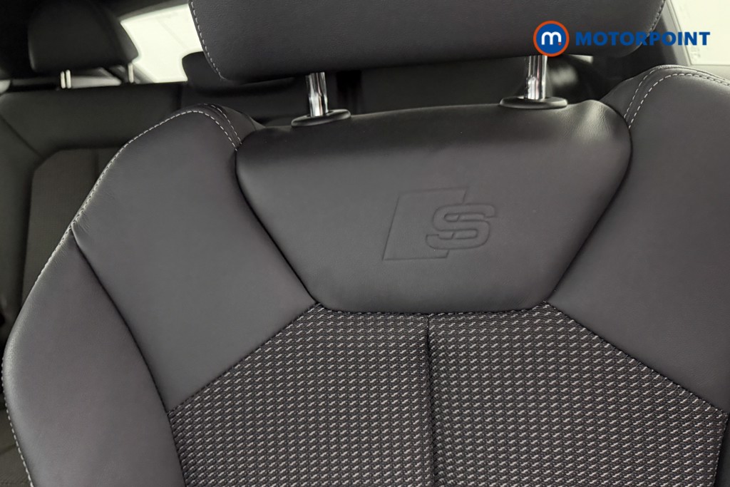 Audi Q3 Black Edition Automatic Petrol SUV - Stock Number (1689980) - 8th supplementary image