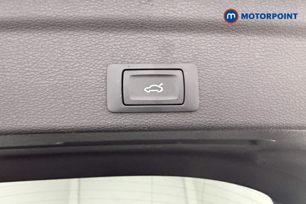 Audi Q3 Black Edition Automatic Petrol SUV - Stock Number (1689980) - 26th supplementary image