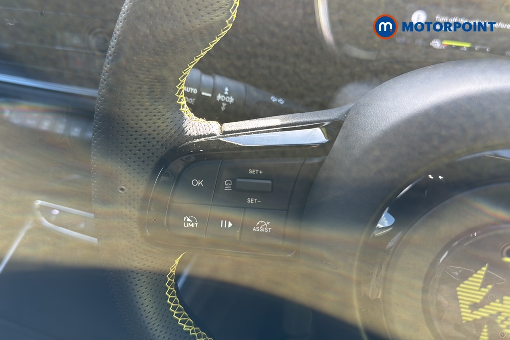 Abarth 600 175Kw 54Kwh 5Dr Auto Automatic Electric SUV - Stock Number (1690275) - 4th supplementary image