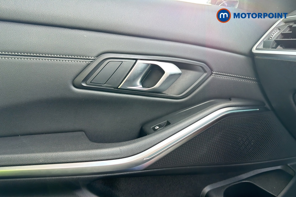 BMW 3 Series M Sport Automatic Petrol Saloon - Stock Number (1677383) - 10th supplementary image