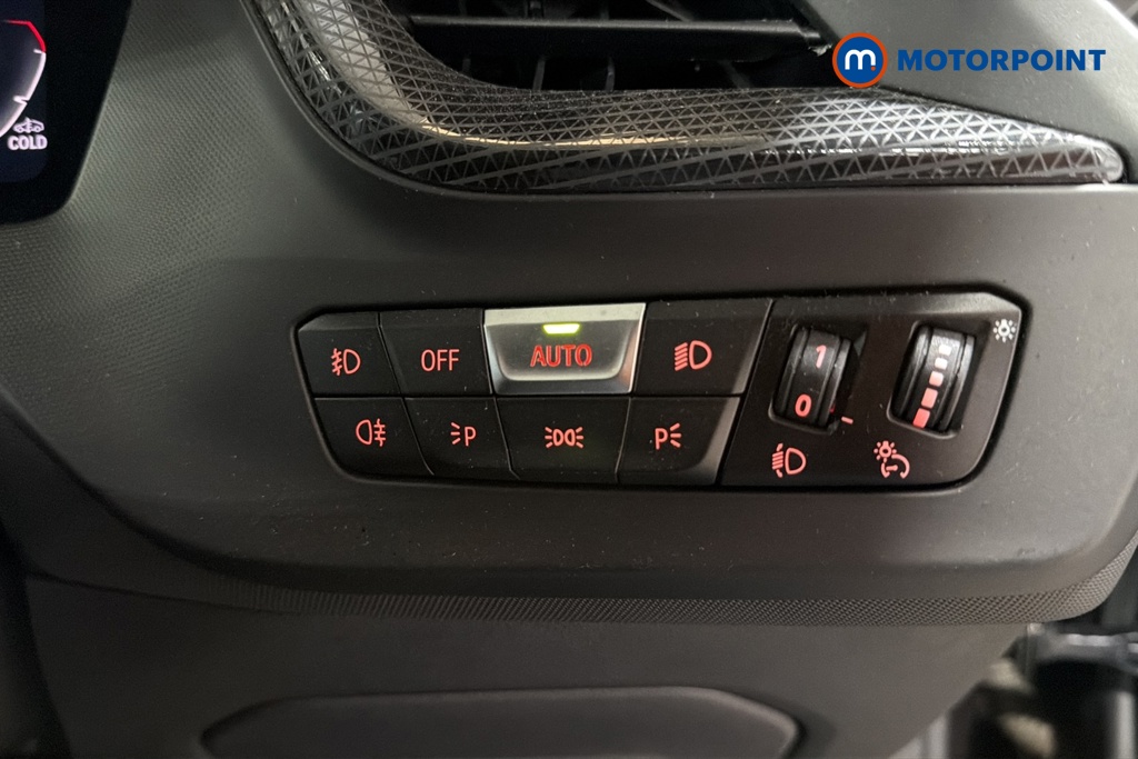 BMW 2 Series Sport Manual Petrol Saloon - Stock Number (1679743) - 11th supplementary image
