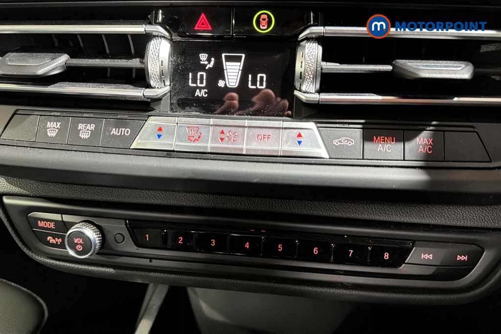 BMW 2 Series Sport Manual Petrol Saloon - Stock Number (1679743) - 12th supplementary image
