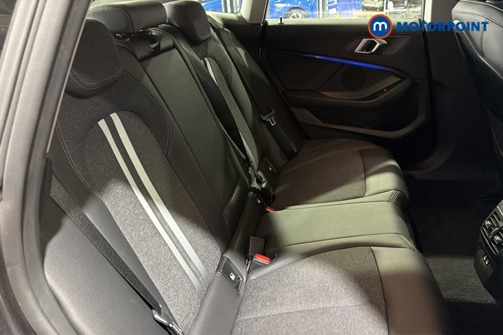 BMW 2 Series Sport Manual Petrol Saloon - Stock Number (1679743) - 25th supplementary image