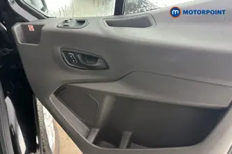 Ford Transit Limited Automatic Diesel Medium Roof Van - Stock Number (1680983) - 18th supplementary image
