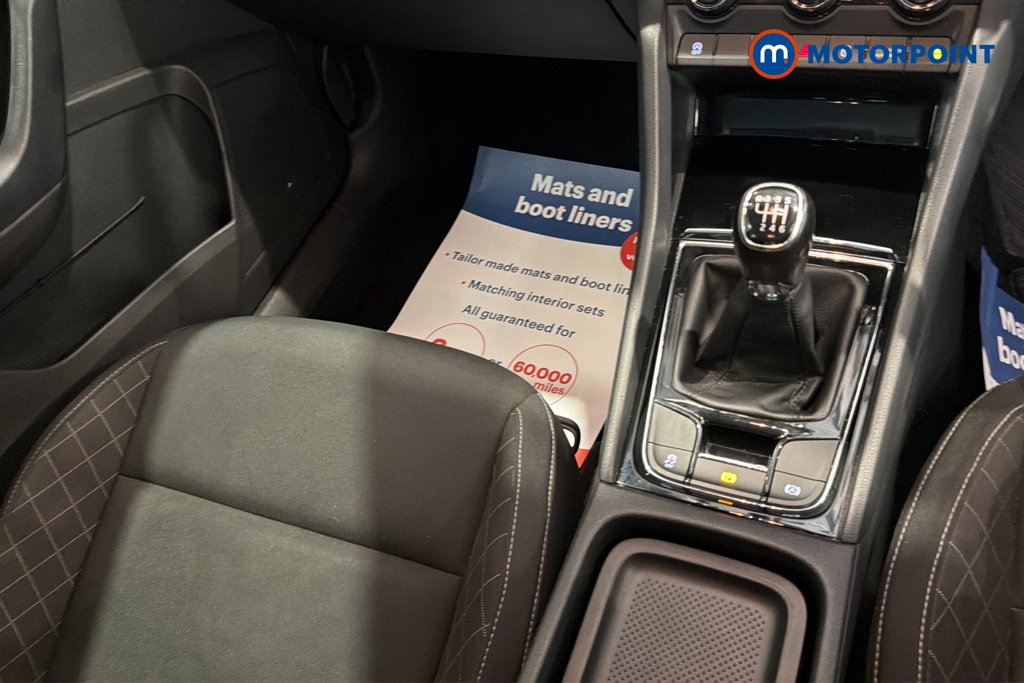 Skoda Karoq SE Manual Petrol SUV - Stock Number (1683227) - 15th supplementary image