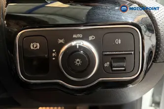 Mercedes-Benz A Class Exclusive Edition Automatic Petrol Hatchback - Stock Number (1684574) - 11th supplementary image