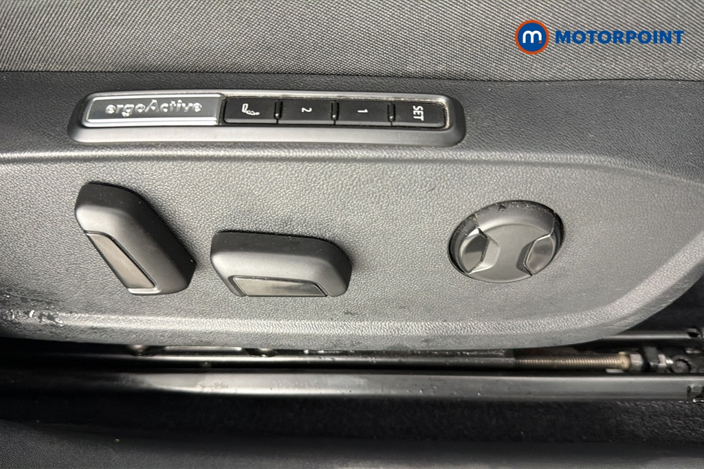Volkswagen Id.3 Tour Pro S Automatic Electric Hatchback - Stock Number (1684777) - 23rd supplementary image