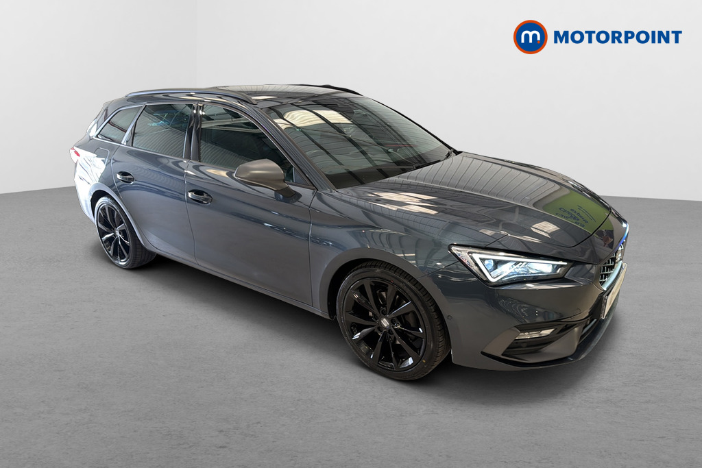 Seat Leon Fr Sport Manual Petrol Estate - Stock Number (1685786) - Drivers side front corner