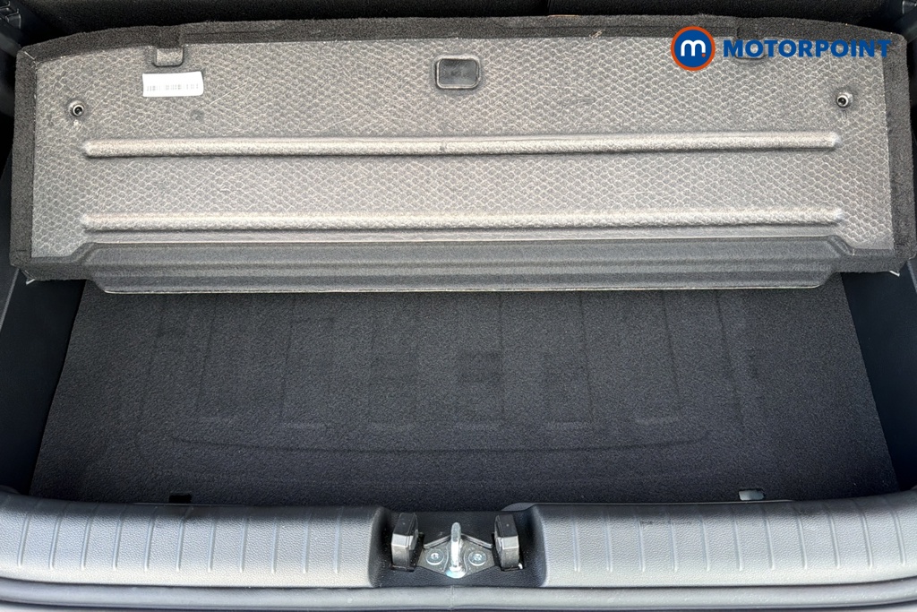 Hyundai I20 Tech Line Automatic Petrol Hatchback - Stock Number (1686038) - 33rd supplementary image