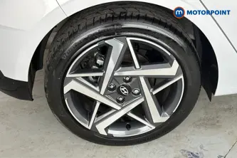 Hyundai I20 Tech Line Automatic Petrol Hatchback - Stock Number (1686042) - 46th supplementary image