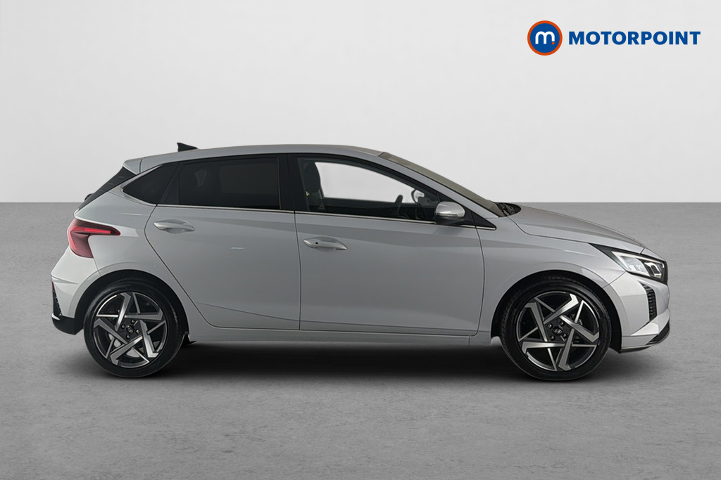Hyundai I20 Tech Line Automatic Petrol Hatchback - Stock Number (1686042) - Passenger side