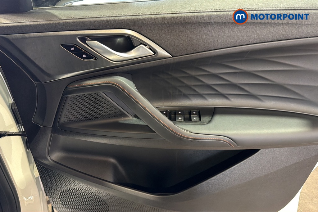 Mg Motor Uk HS Trophy Automatic Petrol-Electric Hybrid SUV - Stock Number (1686174) - 18th supplementary image