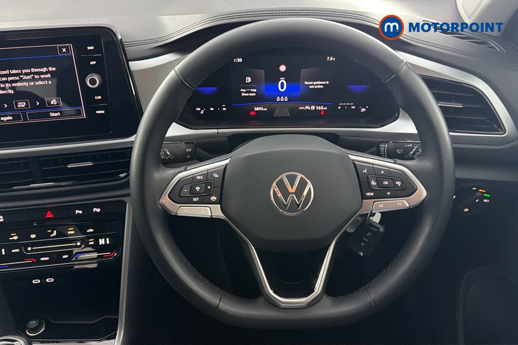 Volkswagen T-Roc Life Manual Petrol SUV - Stock Number (1686753) - 2nd supplementary image