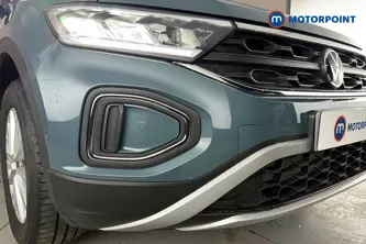 Volkswagen T-Roc Life Manual Petrol SUV - Stock Number (1686753) - 38th supplementary image
