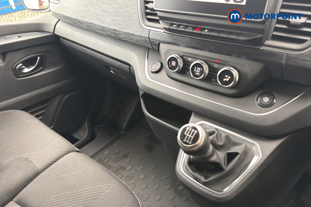 Renault Trafic Extra Sport Manual Diesel Panel Van - Stock Number (1687951) - 15th supplementary image