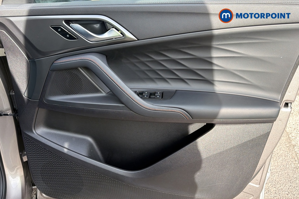 Mg Motor Uk HS Trophy Automatic Petrol-Electric Hybrid SUV - Stock Number (1688761) - 18th supplementary image