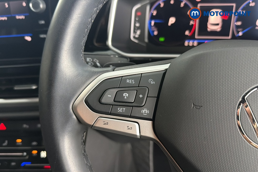 Volkswagen T-Roc R-Line Automatic Petrol SUV - Stock Number (1689514) - 4th supplementary image