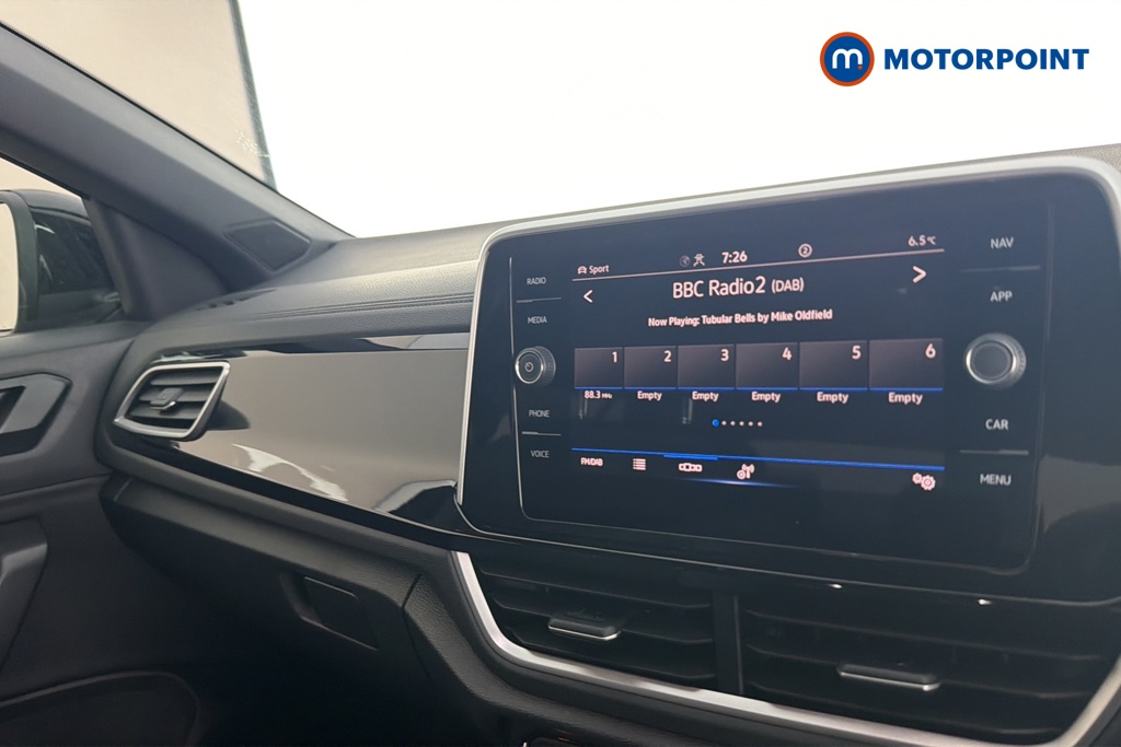 Volkswagen T-Roc R-Line Automatic Petrol SUV - Stock Number (1689514) - 8th supplementary image