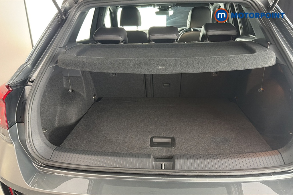 Volkswagen T-Roc R-Line Automatic Petrol SUV - Stock Number (1689514) - 30th supplementary image