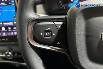 Volvo Xc40 Core Automatic Petrol SUV - Stock Number (1689682) - 4th supplementary image