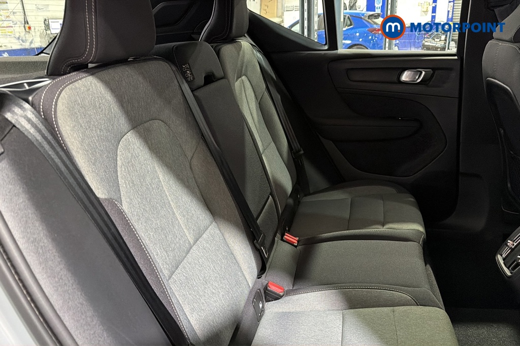 Volvo Xc40 Core Automatic Petrol SUV - Stock Number (1689682) - 25th supplementary image