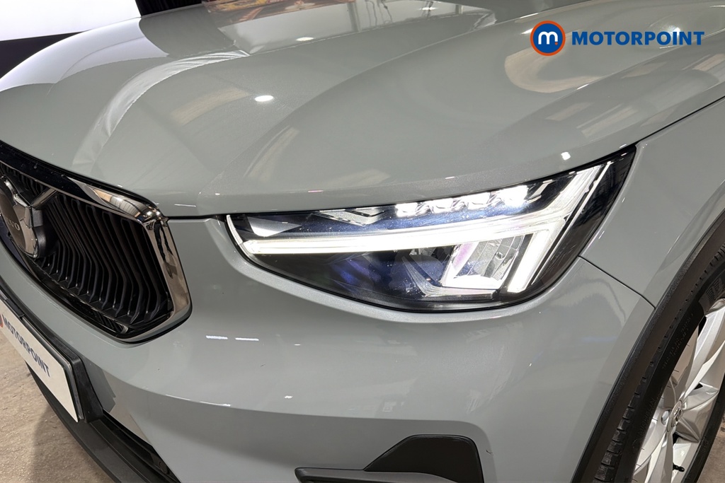 Volvo Xc40 Core Automatic Petrol SUV - Stock Number (1689682) - 42nd supplementary image