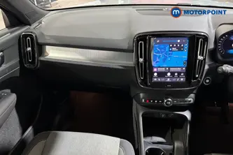 Volvo Xc40 Core Automatic Petrol SUV - Stock Number (1689682) - 1st supplementary image