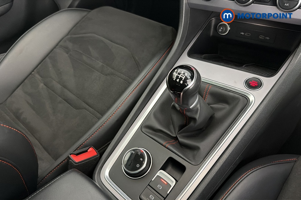 Seat Ateca FR Manual Petrol SUV - Stock Number (1689861) - 15th supplementary image