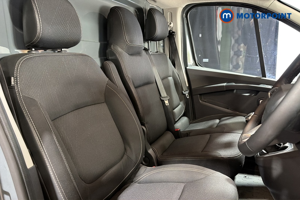 Renault Trafic Extra Sport Manual Diesel Panel Van - Stock Number (1686686) - 22nd supplementary image