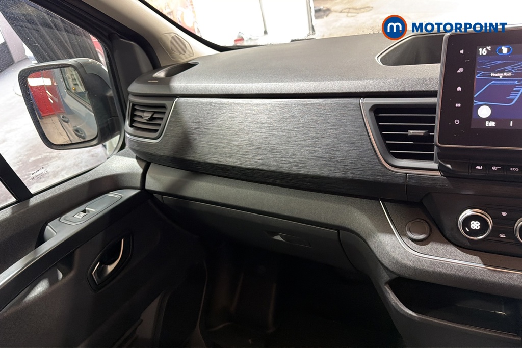 Renault Trafic Extra Sport Manual Diesel Panel Van - Stock Number (1686686) - 1st supplementary image