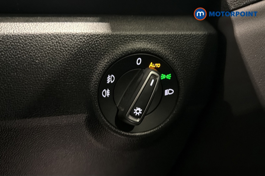 Volkswagen T-Roc R-Line Manual Diesel SUV - Stock Number (1688196) - 11th supplementary image