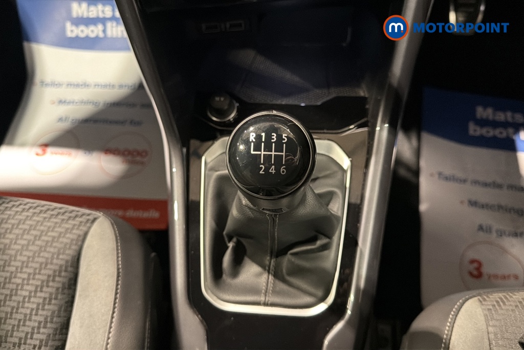 Volkswagen T-Roc R-Line Manual Diesel SUV - Stock Number (1688196) - 15th supplementary image