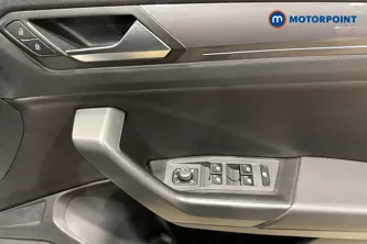 Volkswagen T-Roc R-Line Manual Diesel SUV - Stock Number (1688196) - 19th supplementary image