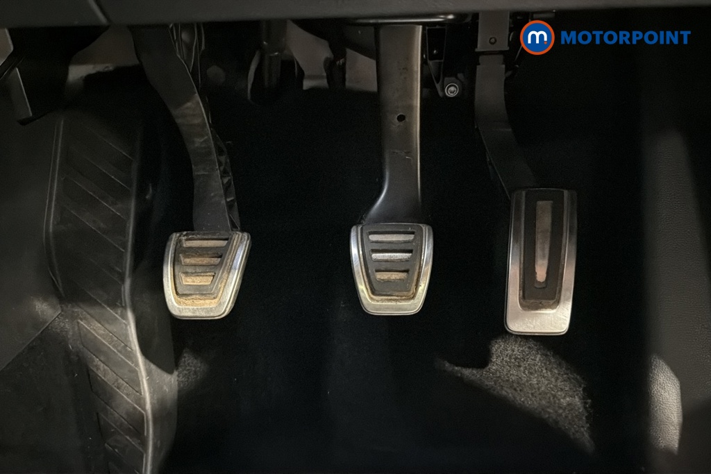 Volkswagen T-Roc R-Line Manual Diesel SUV - Stock Number (1688196) - 24th supplementary image